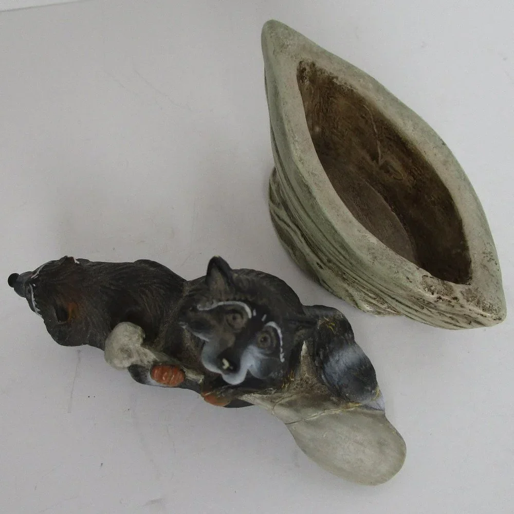 Kritter Hollows trinket stash box